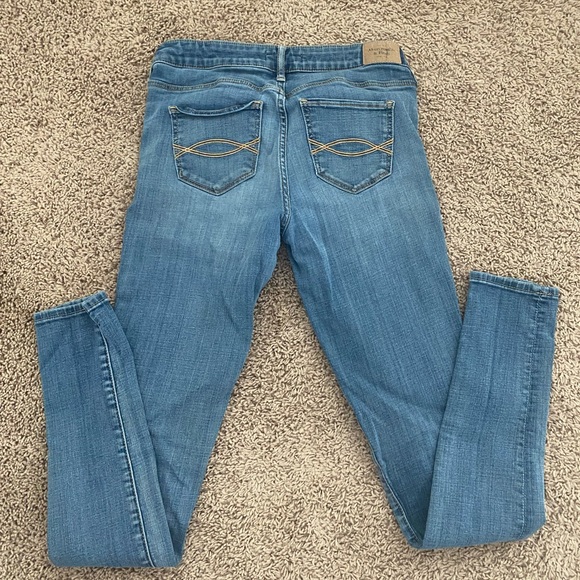 Abercrombie Skinny Jeans - Picture 2 of 3